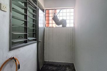 Rm190K sahaja! Pangsapuri Seri Mutiara, Putra Heights  