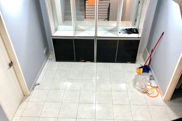 Facing Open, 3 Storey Bayu Height 2, Taman Bayu Heights 2, Seri kembangan