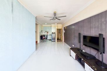 FOR SALE: Condominium Sri Pandan Condo, Pandan Mewah, Ampang