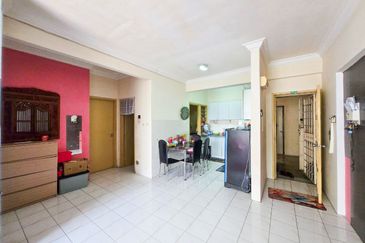 FOR SALE: Condominium Sri Pandan Condo, Pandan Mewah, Ampang