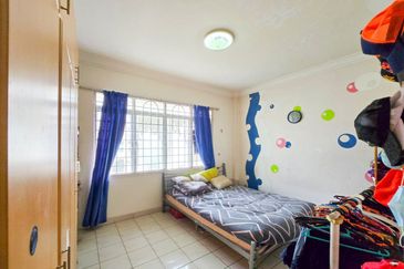 FOR SALE: Condominium Sri Pandan Condo, Pandan Mewah, Ampang