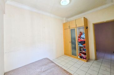 FOR SALE: Condominium Sri Pandan Condo, Pandan Mewah, Ampang