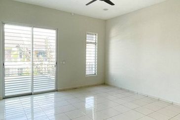 Rumah Teres 2 Tingkat, Taman Satu Krubong ,Krubong Melaka