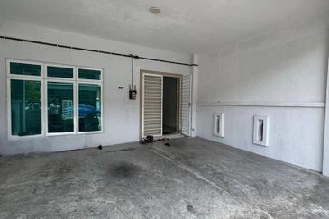 Teres 2 Tingkat Intermediate, Taman Desa Bertam Melaka Untuk Dijual  