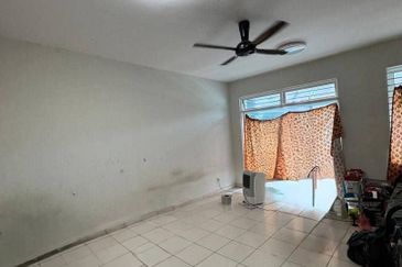 Teres 2 Tingkat Intermediate, Taman Desa Bertam Melaka Untuk Dijual  