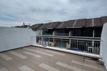 Teres 2 Tingkat Intermediate, Taman Desa Bertam Melaka Untuk Dijual  