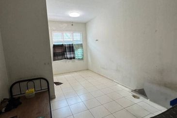 Teres 2 Tingkat Intermediate, Taman Desa Bertam Melaka Untuk Dijual  