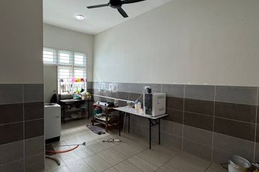 Teres 2 Tingkat Intermediate, Taman Desa Bertam Melaka Untuk Dijual  