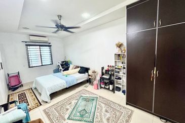 CORNER LOT ✅  Corner Lot 2 Storey Terrace Jalan Selasih  Cahaya Alam U12 Shah Alam