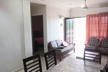 PANGSAPURI BERTAM MALIM (TAMAN SERI NANAS)