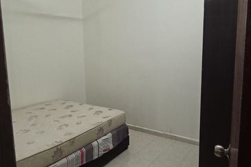 PANGSAPURI BERTAM MALIM (TAMAN SERI NANAS)