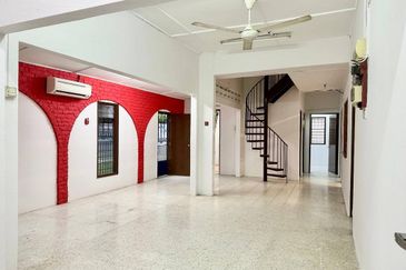 Corner Lot Single Storey Terrace, Taman Ampang Jaya Selangor For Sale