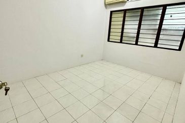 Corner Lot Single Storey Terrace, Taman Ampang Jaya Selangor For Sale