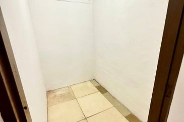 Corner Lot Single Storey Terrace, Taman Ampang Jaya Selangor For Sale