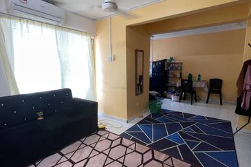 Non Bumi Lot Apartment 2 Tingkat, Taman Kota Laksamana, Melaka For Sale