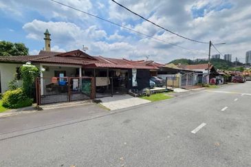 Single Storey Terrace Taman Kantan Permai Kajang 
