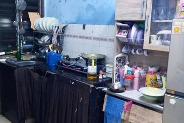 Single Storey Terrace Taman Kantan Permai Kajang 