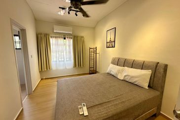 Fully Renovated 2 Storey House, Taman Ozana Impian Ayer Keroh Melaka For Rent 