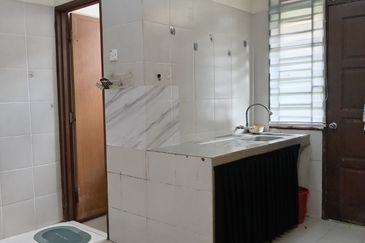 Teres Setingkat Taman Wadi Iman, Kok Lanas, Ketereh, Kota Bharu, Kelantan