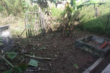 TERES SETINGKAT, TAMAN SEROJA DAMAI, PASIR MAS KELANTAN 