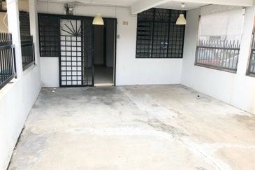 Price Reduce!End Lot 2 Storey Terrace, Taman Delima Alam Damai Cheras