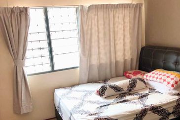 Price Reduce!End Lot 2 Storey Terrace, Taman Delima Alam Damai Cheras