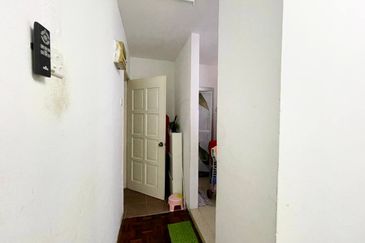 Flat PKNS AU3 (Blok 1 - 6)