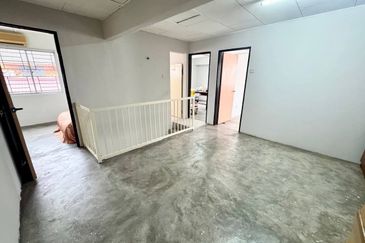 Corner Lot Double Storey Terrace, Taman Koperasi Polis Fasa 2 Gombak KL 