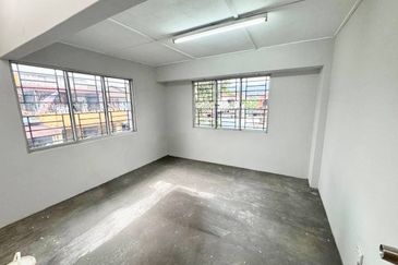 Corner Lot Double Storey Terrace, Taman Koperasi Polis Fasa 2 Gombak KL 