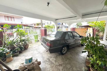 Corner Lot Double Storey Terrace, Taman Koperasi Polis Fasa 2 Gombak KL 