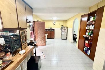 Corner Lot Double Storey Terrace, Taman Koperasi Polis Fasa 2 Gombak KL 