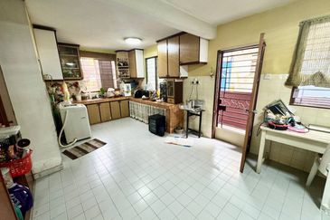 Corner Lot Double Storey Terrace, Taman Koperasi Polis Fasa 2 Gombak KL 