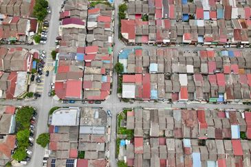 Corner Lot Double Storey Terrace, Taman Koperasi Polis Fasa 2 Gombak KL 