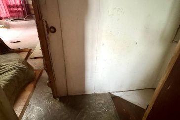 ENDLOT Double storey, Taman Nirwana Ampang Selangor Untuk Dijual 