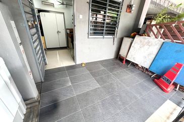 ENDLOT Double storey, Taman Nirwana Ampang Selangor Untuk Dijual 