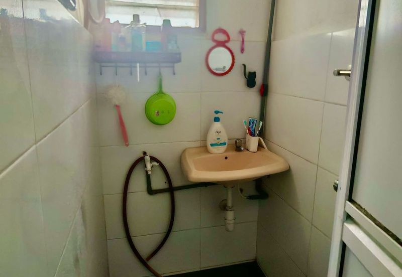 Single Storey Terrace Taman Saga, Ampang Selangor