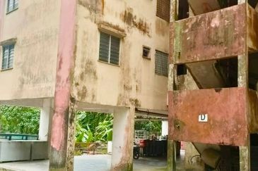 Pangsapuri Segar Ria Taman Segar Cheras