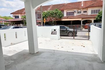 Double Storey Terrace  Bandar Seri Ehsan Banting