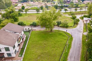 LAND FOR SALE  Bungalow Lot Saujana Impian Kajang