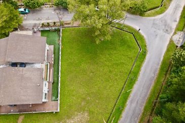 LAND FOR SALE  Bungalow Lot Saujana Impian Kajang