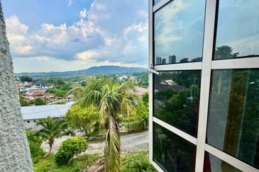 Attached Bungalow House Kampung Bahagia Bangi 