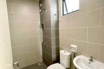 Crescent Park Townvilla, Bukit Mahkota,Bangi