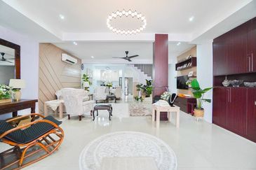 FOR SALE: (FULLY RENOVATED + FULLY EXTENDED + APPROVED ADDITIONAL 1 STOREY) 3.5 STOREY TERRACE TAMAN BUKIT UTAMA, BUKIT ANTARABANGSA, ULU KELANG