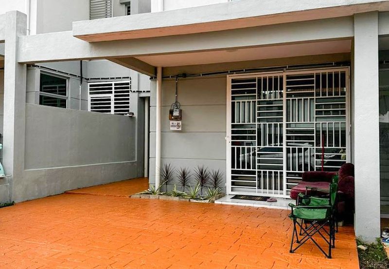 Teres 2 Tingkat Residensi Pr1ma Afamosa, Alor Gajah Melaka