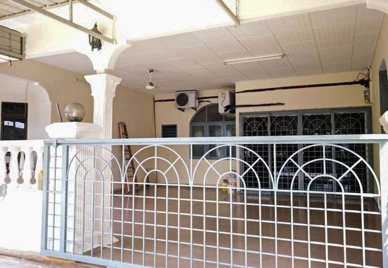 Teres 1 Tingkat Taman Desa Peringgit, Melaka  