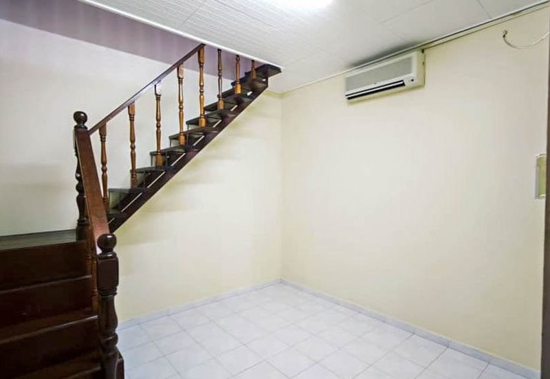 Teres 1 Tingkat Taman Desa Peringgit, Melaka  