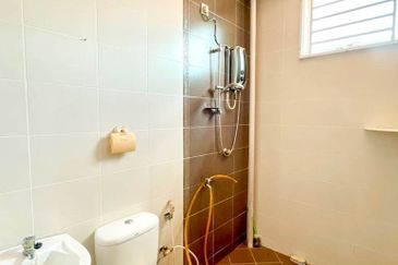 Teres 2 Tingkat Taman Indah Sg Udang, Melaka