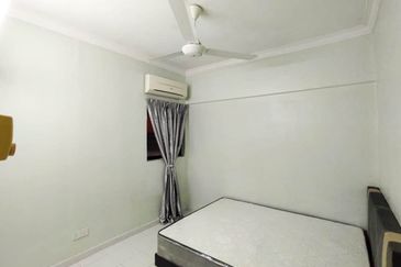 Ixora Apartment