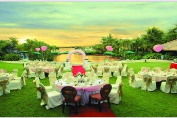 FOR SALE – MINES BEACH RESORT, SERI KEMBANGAN (LINGKARAN TENGAH 2) 