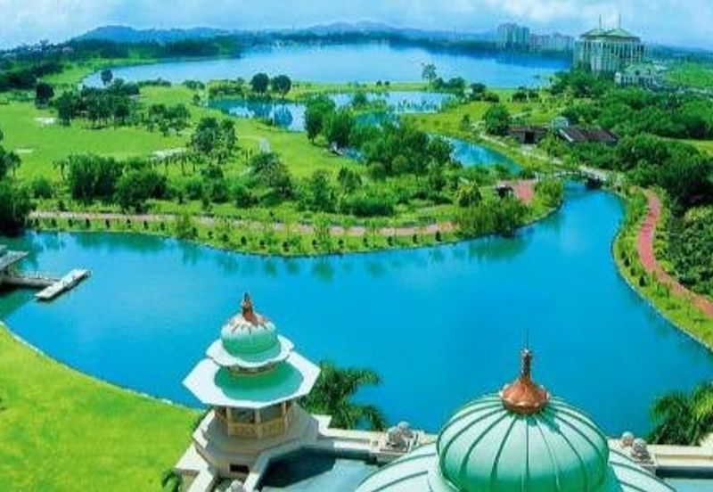 FOR SALE – PALACE OF THE GOLDEN HORSES, MINES WELLNESS CITY (COMMERCIAL LAND) 